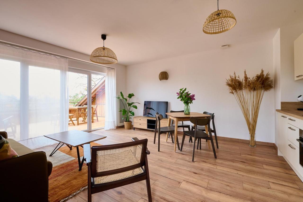 Appartement Le Noyer - Appt Avec Terrasse Et Jardin Partage à Puberg Extérieur photo